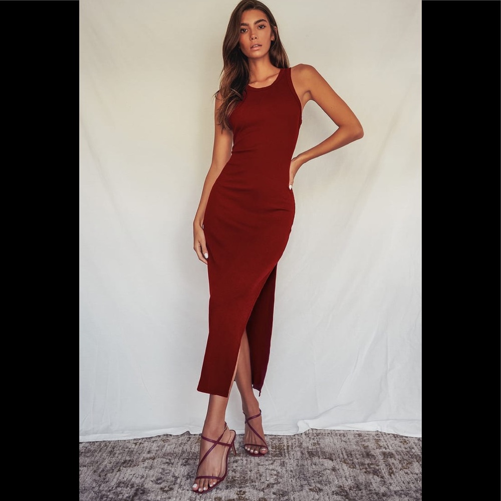 Simply Wonderful Burgundy Ribbed Bodycon Midi Dress NWT